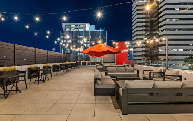 Hotel Mai Downtown Long Beach