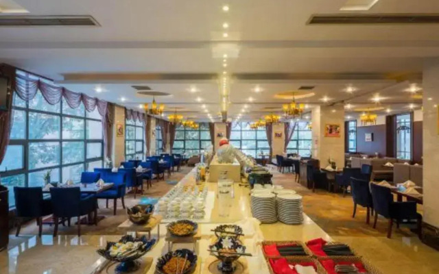 Junlai Business Hotel Jiajiang Central Coach Terminal