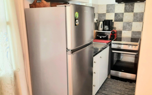 Zoe Apartments No 7 , Hydra Island Greece