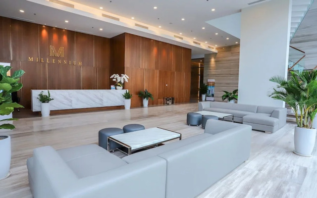 Jennifer House - Millenium Apartment