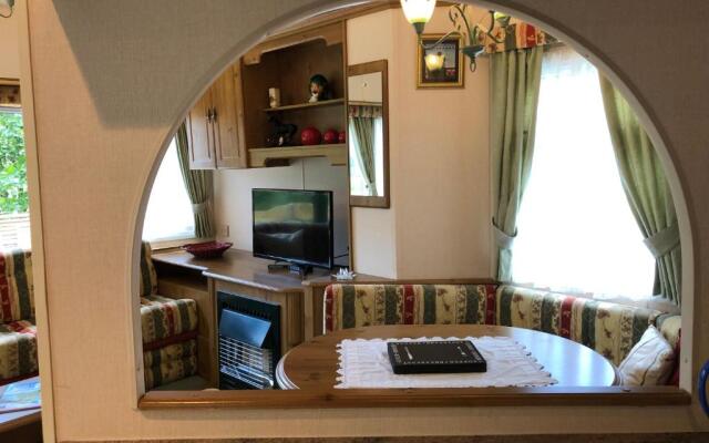 61 Glenfinart Caravan Park