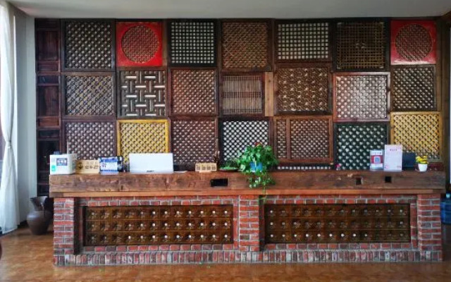 Xishuangbanna Rainforest Flower Valley Hotel (Gasa International Airport)