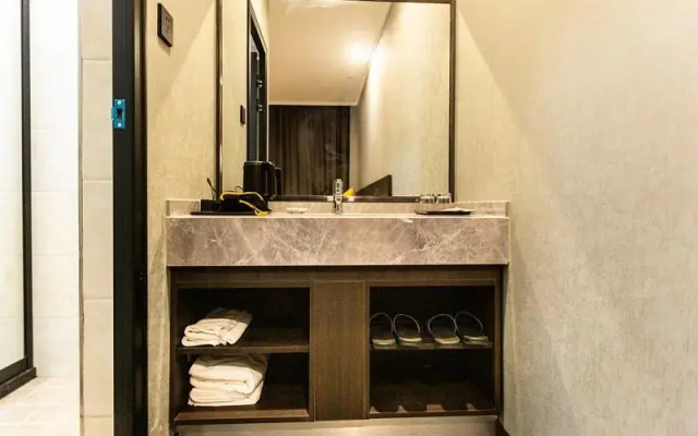 Shell Shanxi Province Fenyang City Xinghua Village