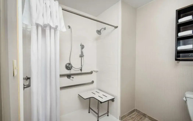 Homewood Suites By Hilton Austin South Airport