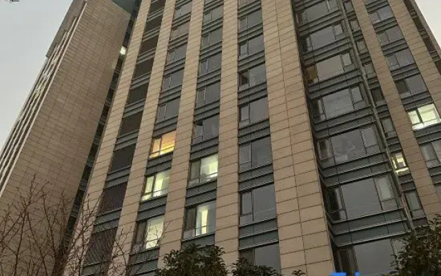 Shanghai Z·Home Homestay (Riyueguang Bojue Ju Branch)
