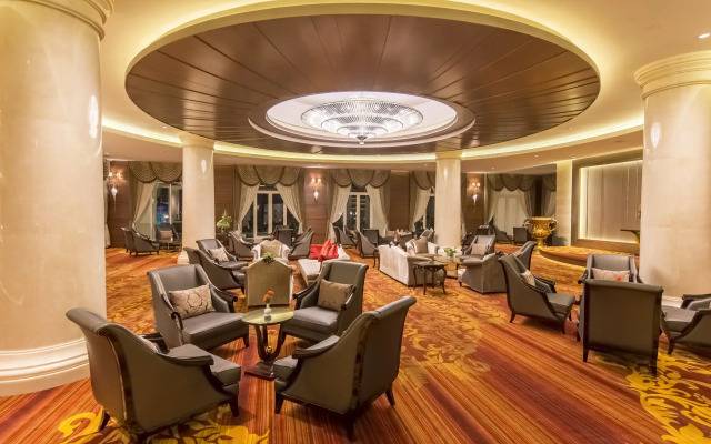 Garden City Hotel