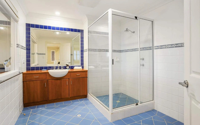 BLUEBELL on THE BEACH DUNSBOROUGH