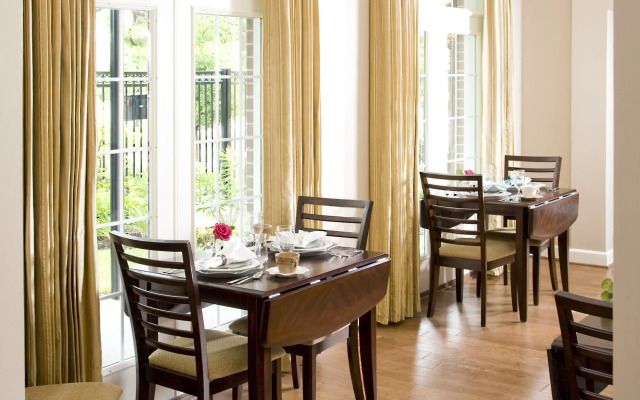 La Maison in Midtown an urban B&B