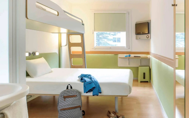 ibis budget Dole