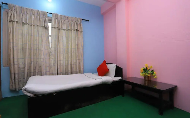 SPOT ON 521 Himalayan Regency Hotel