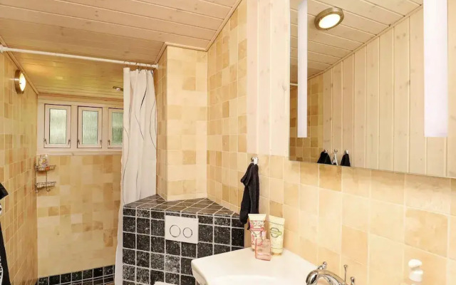 Radiant Holiday Home in Glesborg near Sea