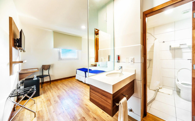 Hotel LP Equipetrol