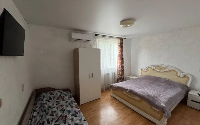 Guest house on Verkhneprimorskaya 53