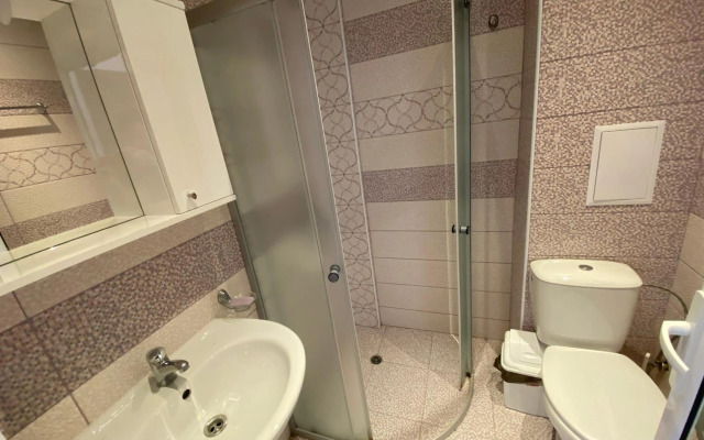 Private Cozy Studio Admiral Plaza C43