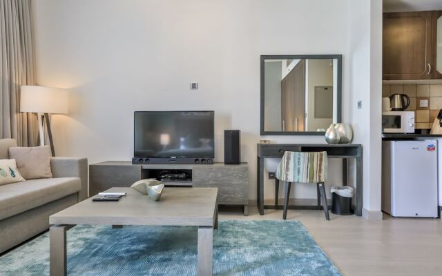 Driven Holiday Homes - Indigo Tower