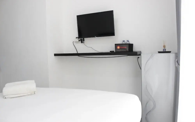 Monochrome Style Studio Room @Grand Asia Afrika Apartment