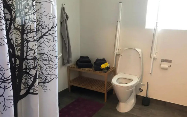 Yggdrasil Guest Lodge
