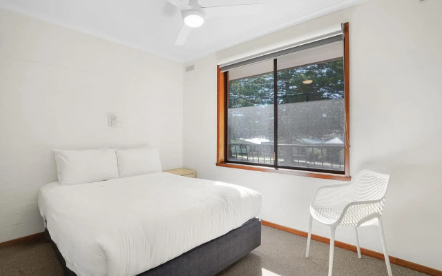 Eastern Beach Units #6