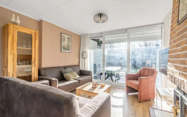 Tastefully Furnished Detached Bungalow for 5 People