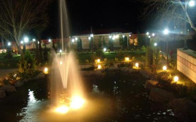 Neapol Hotel