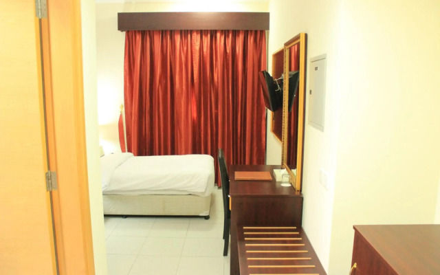 Montreal Naif Hotel