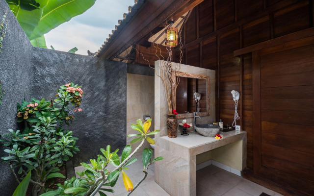 Sunset Garden Nusa Lembongan