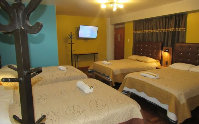 Hotel Sueños Dorados