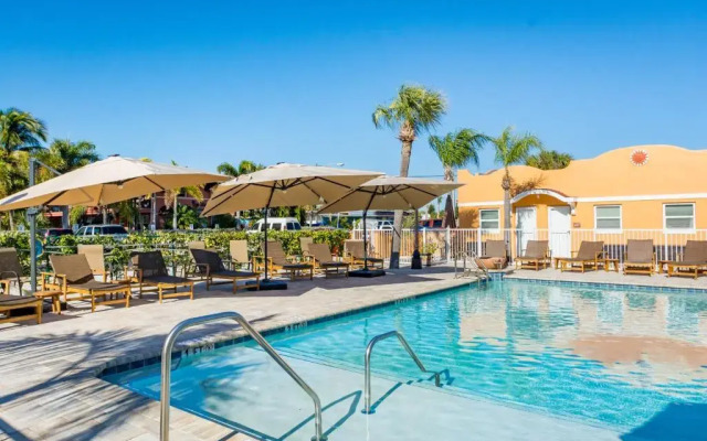 Upham Beach Inn