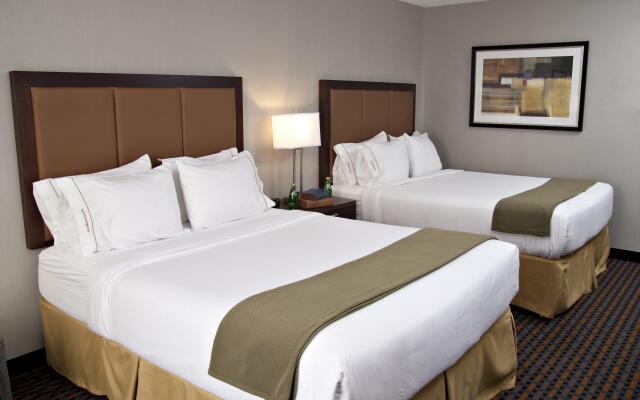 Holiday Inn Express Pembroke by IHG