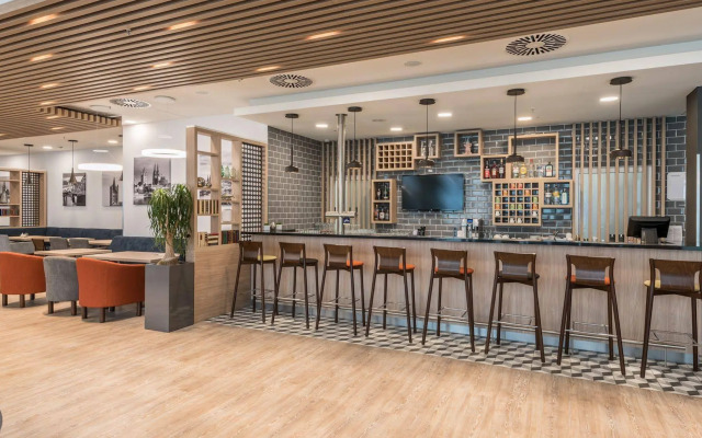 Premier Inn Cologne City Sud Hotel