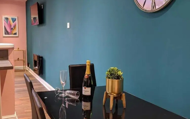 Highcliffe by Sasco Apartments