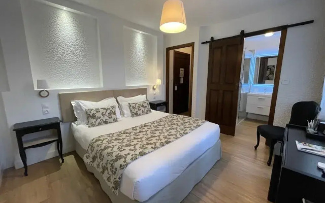Hôtel les 3 Barbus