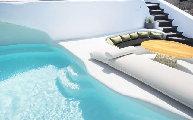 Sophia Luxury Suites