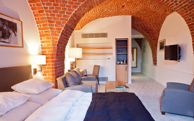 Great Polonia The Granary La Suite Hotel