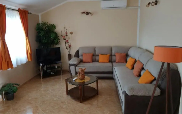 Milas Trojica Kotor