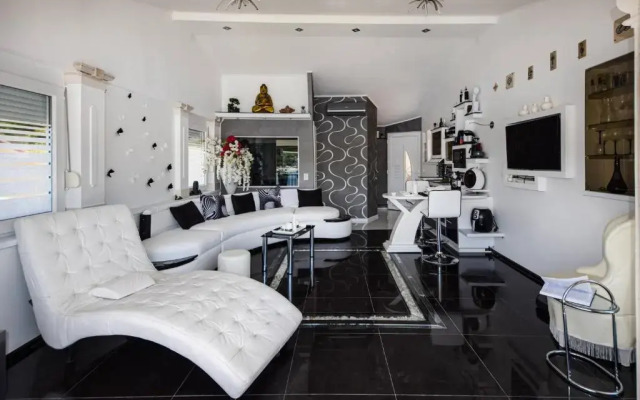 Apartment OM