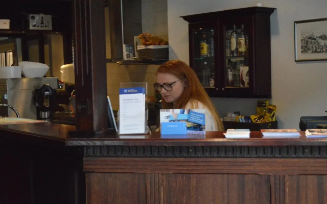 Chesterfield Hotel