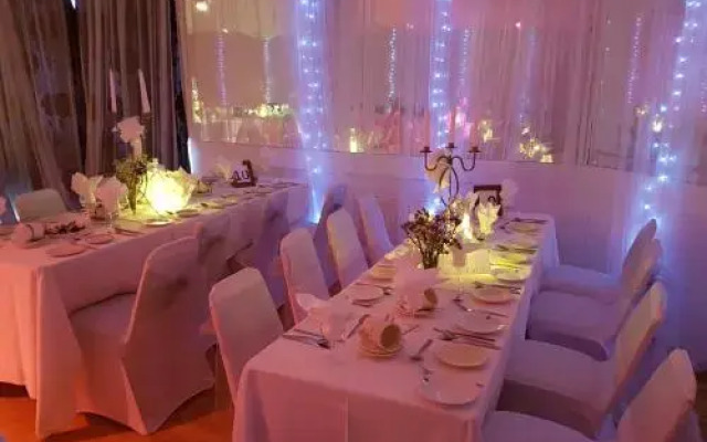 The Town House Hotel