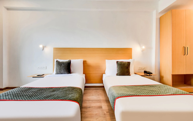 OYO Townhouse 146 Vijay Talkies