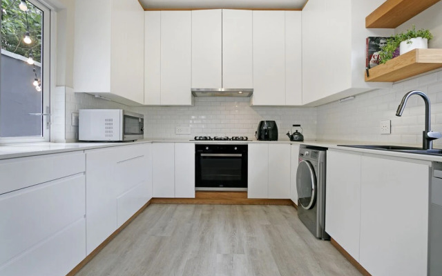 The Gordon Townhouse