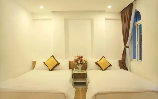 Sunrise Hotel Da Nang
