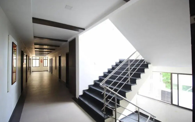 OYO Rooms Ahmedabad Airport Gandhinagar Highway