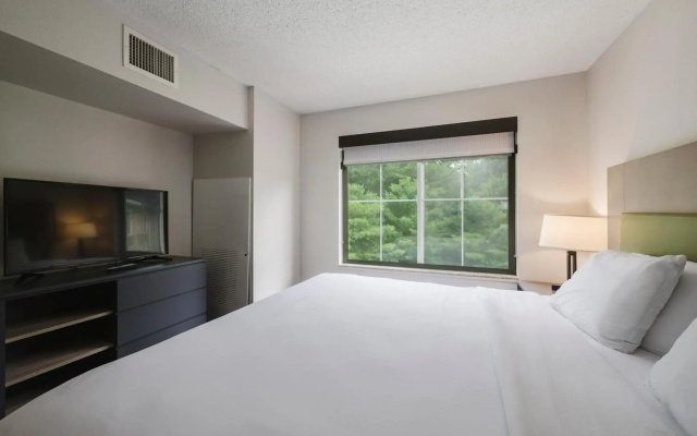 Country Inn & Suites by Radisson, Lake George (Queensbury), NY