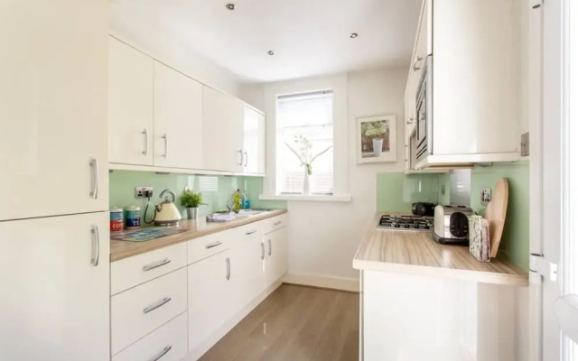 Flat With Garden