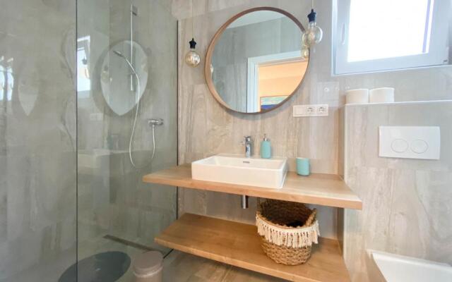 Marisa Apartments Hvar II