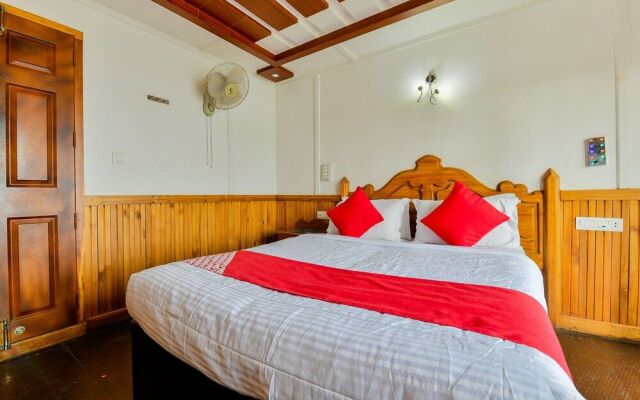 OYO 23231 KHBO Gold Sharing Houseboat