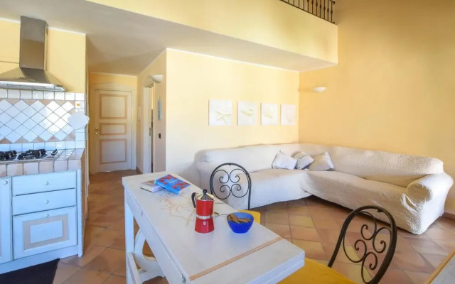Stunning Home in Capo D'orso - Palau With 3 Bedrooms