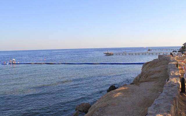 Queen Sharm Resort