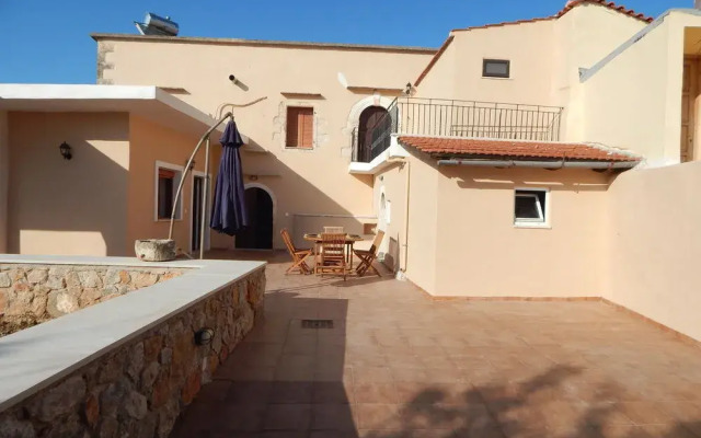 Villa Poli