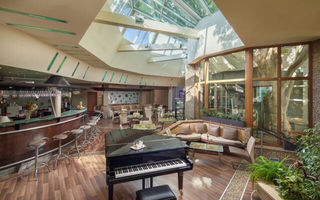 Hotel Carbona Thermal Spa